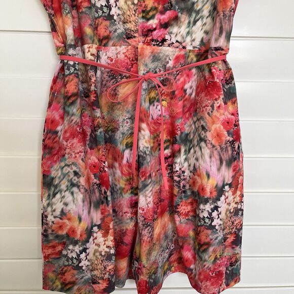 Athleta Marlow Romper Floral Print Size M floral print Semi-fitted ties at waist - Picture 7 of 10